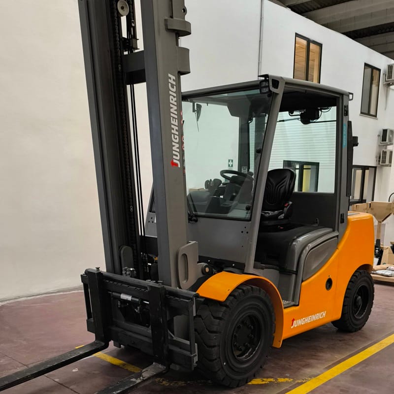 Carrello Elevatore Diesel usato JUNGHEINRICH DFG 430s