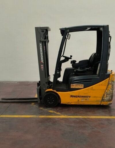Carrello Elevatore Elettrico usato JUNGHEINRICH EFG 216