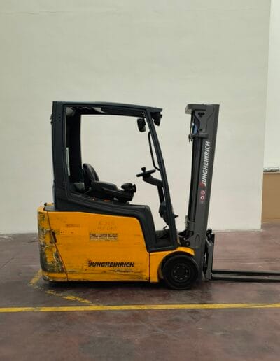Carrello Elevatore Elettrico usato JUNGHEINRICH EFG 216