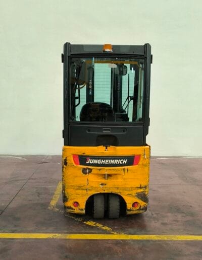 Carrello Elevatore Elettrico usato JUNGHEINRICH 216K