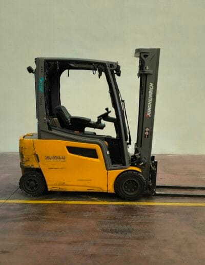 Carrello Elevatore Elettrico usato JUNGHEINRICH EFG 320