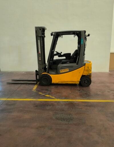Carrello Elevatore Elettrico usato JUNGHEINRICH EFG 320