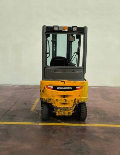 Carrello Elevatore Elettrico usato JUNGHEINRICH EFG 320