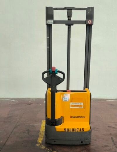 Transpallet Elettrico usato JUNGHEINRICH EJC 112
