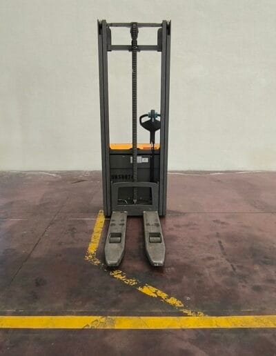 Transpallet Elettrico usato JUNGHEINRICH EJC 112