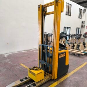 Transpalett Elettrico usato JUNGHEINRICH ERC 214 nr int 140