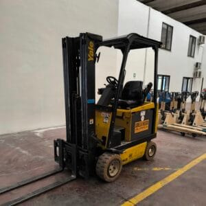 Carrello Elevatore Elettrico usato YALE ERP 20AAF nr int 261